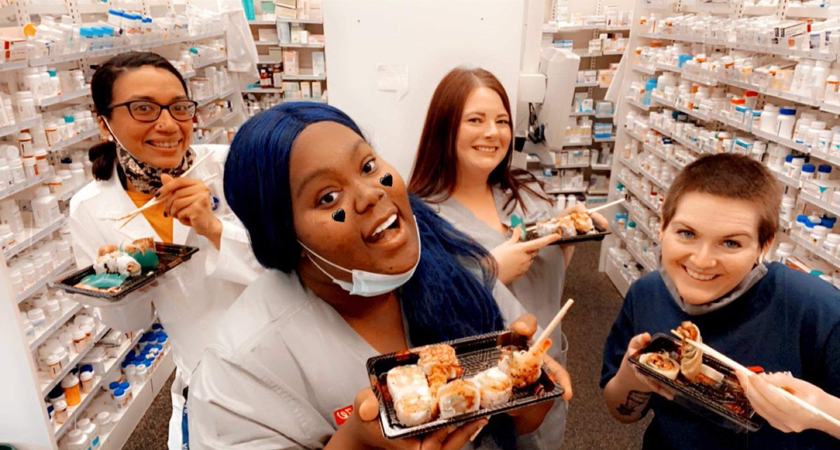 Amanda59370248's tweet photo. Happy 16 years to me and @Walgreens! Celebratory sushi lunch with some of my fav girls ❤ #anniversary #pharmacy https://t.co/7eQpqtfhwu