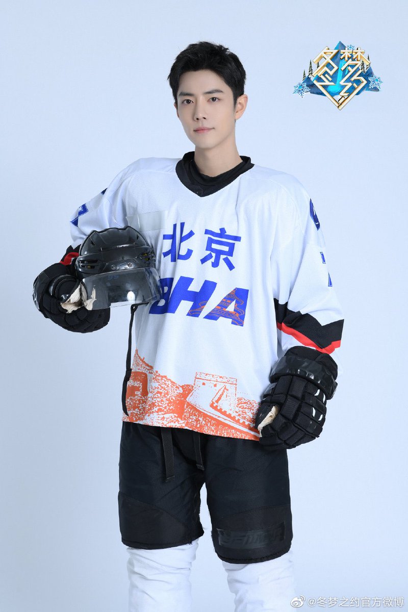 XZFCTH1005's tweet photo. 2021.03.22 冬梦之约官方微博 Weibo ⭐️

อฟช. รายการ​ Winter Dream 《冬梦之约》ส่งภาพเซียวจ้าน นักกีฬาฮ็อคกี้น้ำแข็ง เ���อร์​ 7​ สุดหล่อ ❄️🏒

เติมกำลังใจให้พวกเรา...เริ่มต้นสัปดาห์ ❤️🐰

https://t.co/AlnjLdhsR1

#XiaoZhan #肖战 #เซียวจ้าน​
#บ้านกระต่ายจ้าน​ 
#XiaoZhanFCThailand https://t.co/ga17hVXsoC