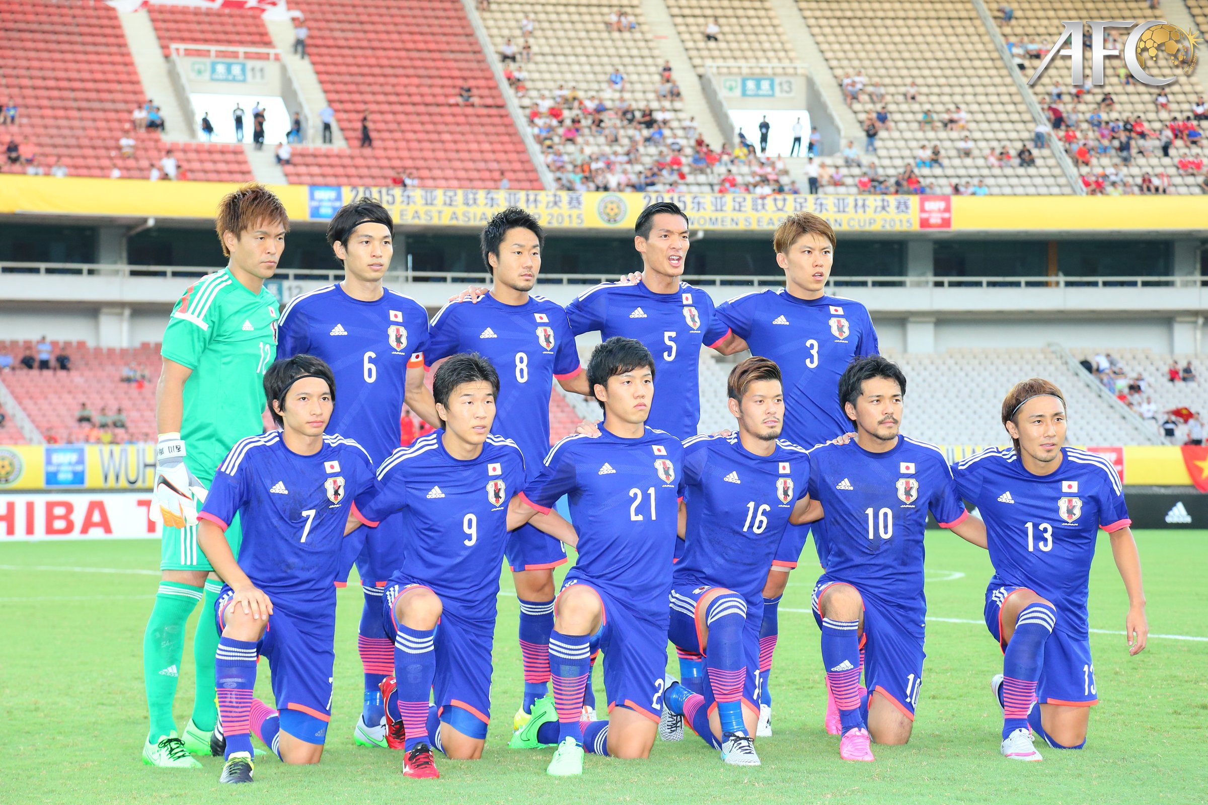 Afcアジアカップ公式 写真で振り返る10年代の日韓戦 7 日本 1 1 韓国 東 アジアカップ15 15 8 5 武漢体育中心 Samuraiblue 日韓戦 T Co Hhuqm4yzuy Twitter