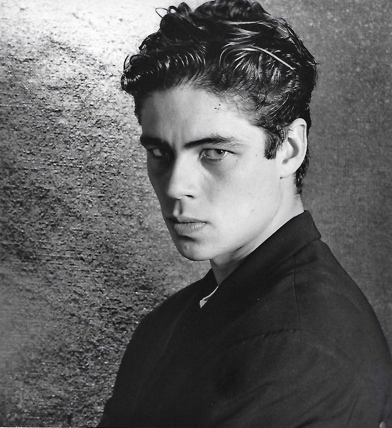 malia_carter's tweet photo. Benicio del Toro 💕 https://t.co/MfIQluwgy0