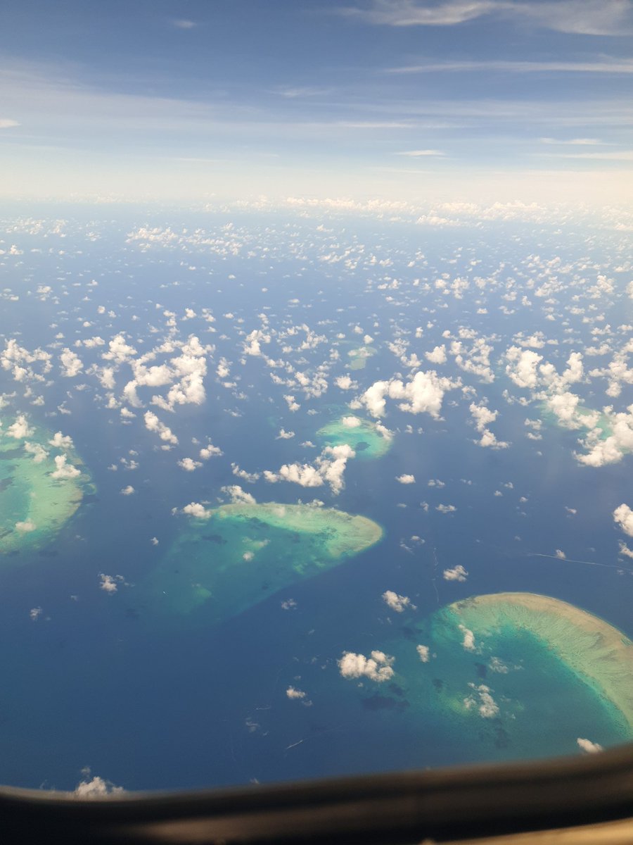 sonyamac1's tweet photo. Great Barrier Reef....we love Australia!! Bye Cairns ...been awesome xxx #cairns #Australia https://t.co/XH8iGLIMPs