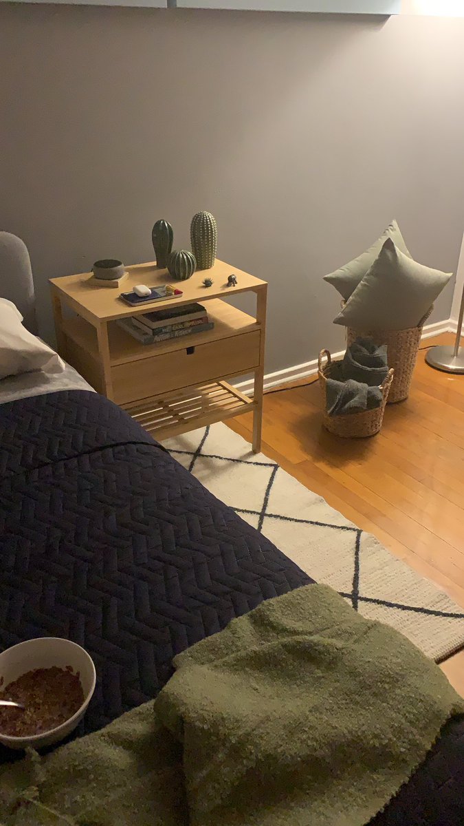 QuechoRamirez's tweet image. Una historia de adultez y amistad en tres fotos.