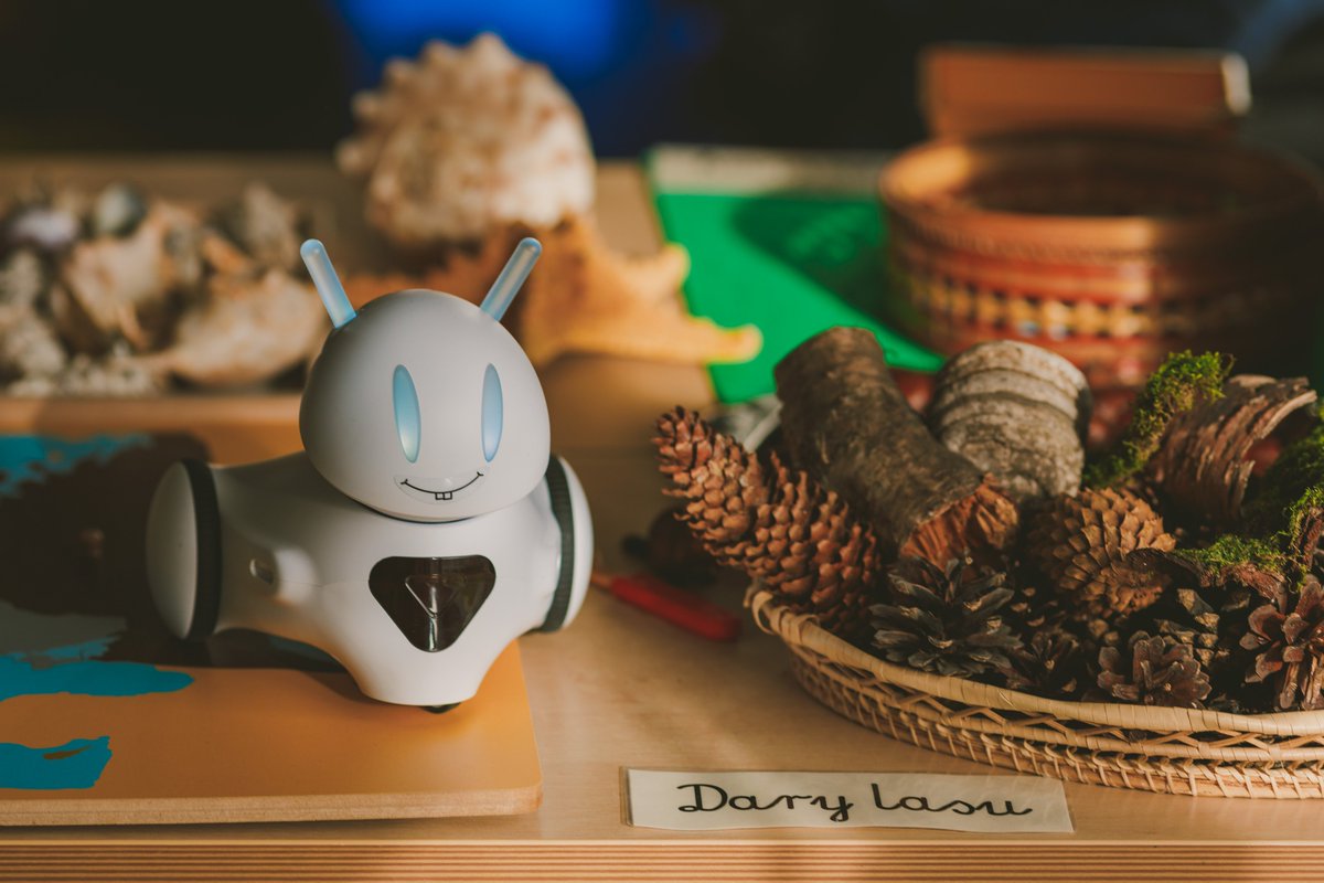Photon robot is a great tech tool that can be added to any classroom or home to improve STEAM learning for your children. 

#programming #coding #robot #kids #technology #tech #codingforkids #programmingforkids #learning #robot #education #singapore #codingisfun