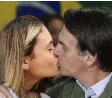 peakyblidners's tweet photo. morto q rafa kalimann desativou o twitter pra não ter que fazer mutirão pro ex marido https://t.co/IPXmrrgE76