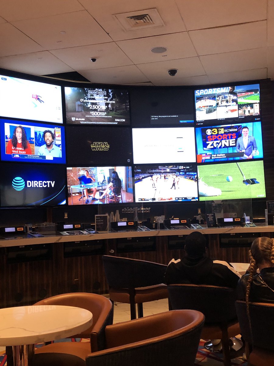 lennysprinter2's tweet photo. Real men gamble and drink their paycheck away every week #AltanticCity #IsAShithole #Butonly90minAway https://t.co/RyfpZk7AEh