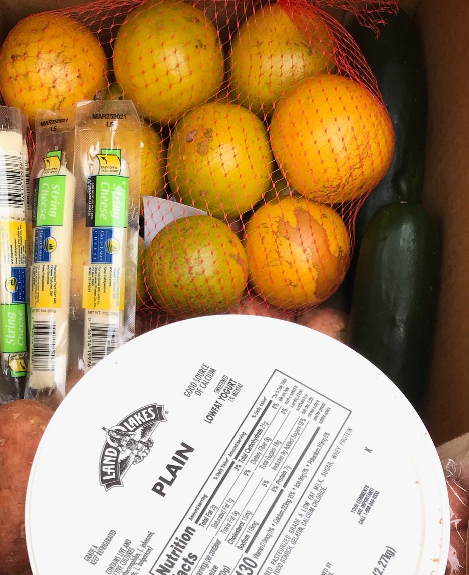 clrliaison's tweet photo. NOTICE: Fresh food distribution on Monday, March 22nd at 3 pm at the SWCC (6401 Baseline Rd). AVISO: Distribución de alimentación fresca lunes el 22 de marzo a las 3 pm en el Centro Comunitario de Suroeste. https://t.co/Lyq5oXgfju