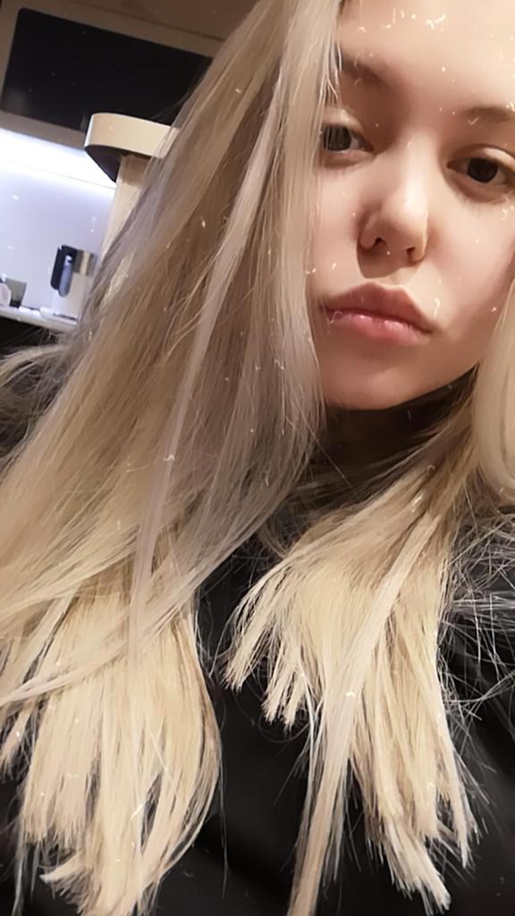 vdoh_sdoh's tweet photo. @jimjim_uwu о, я тоже вчера волосы ебанул. https://t.co/639feEtOCq