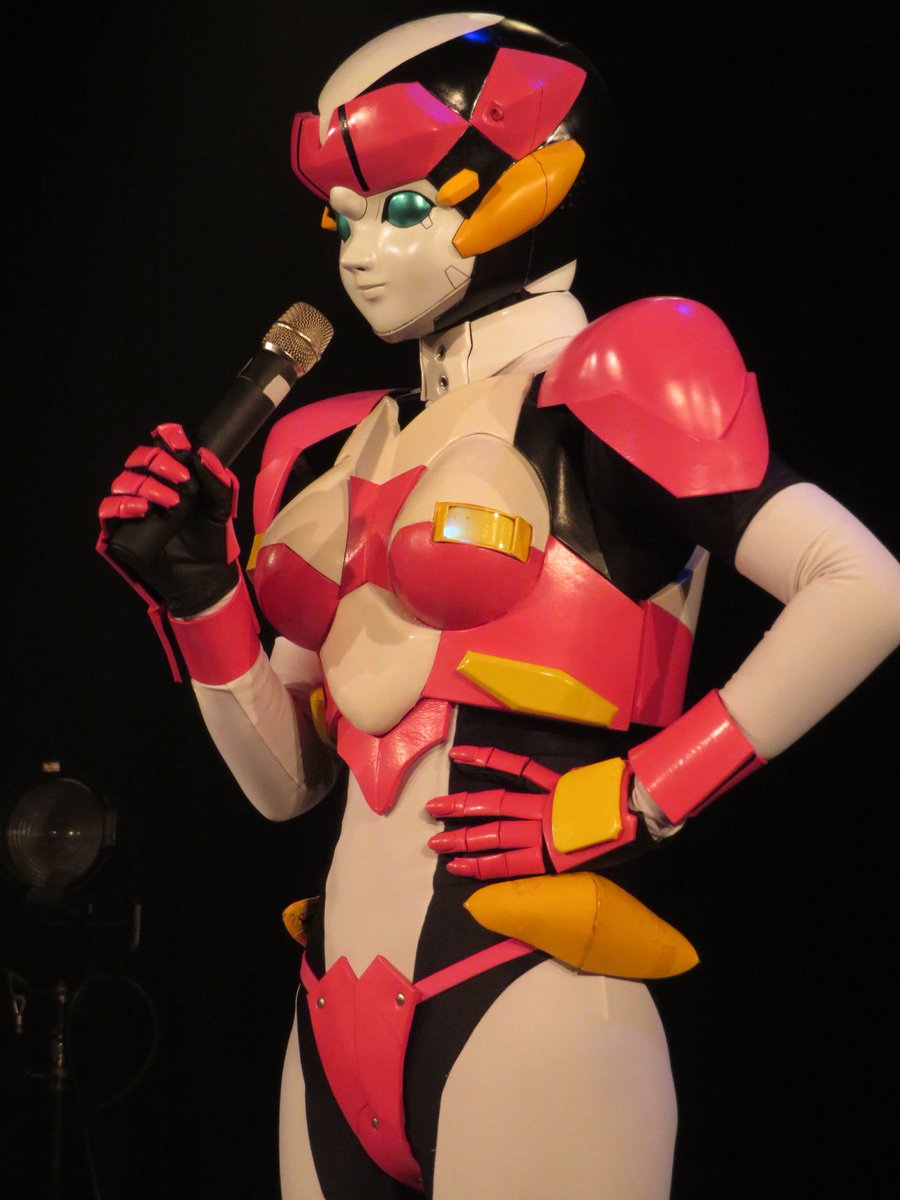 My <a href="/BrunetteBotCWF/">Brunette Bot</a> may have an announcement on my comeback Loaded too...what could it be?