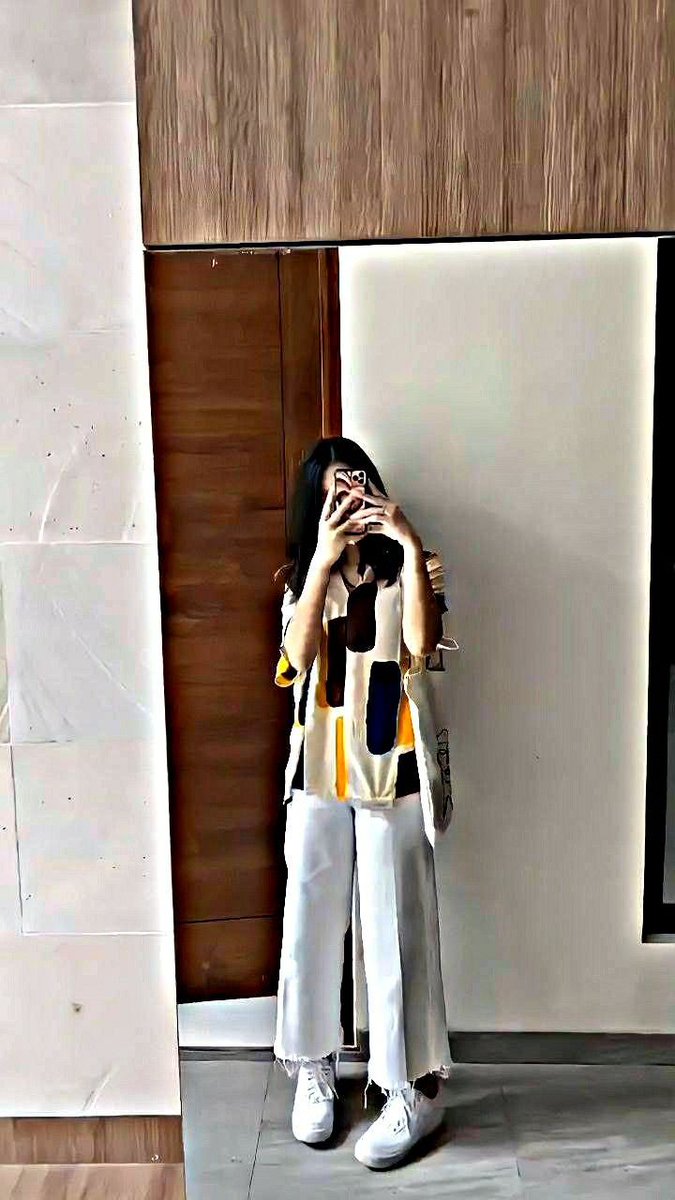 hai brow, megan nie. newbie pf twt kk😫☝

mutualan? rt/like
fmbst? dm bg

#roleplayerindonesia #roleplayaccount #roleplayertwt #rptwt #mutualan #roleplaykpop