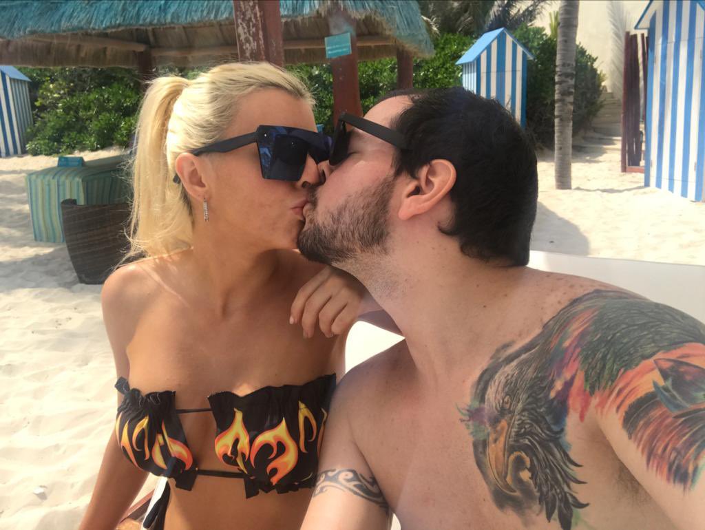 1 pic. #Pareja #Sola #WebCam #Sex #Love #Placeres #Argentina #Internacional #Worldwide #Pleasure #CoupleGoals #CoupleVideos #CouplePhotography #CoupleLove https://t.co/MaIpV3wh5G