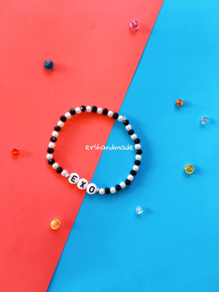 ershandmade01's tweet photo. Kpop Bracelet

🏷️Handmade
🏷️Price 15k-25k
🏷️Size 17 cm Standard
🏷️Bead Material Premium
🏷️Made with strong elastic

🏷️Order Link in bio

#bracelet #beadsbracelet #kpopbracelet #idolbracelet #ershandmade #manik #bracelethandmade  #gelangmanik #gelangidol #gelangkpop #koreabracelet https://t.co/DNx9t0q7yI