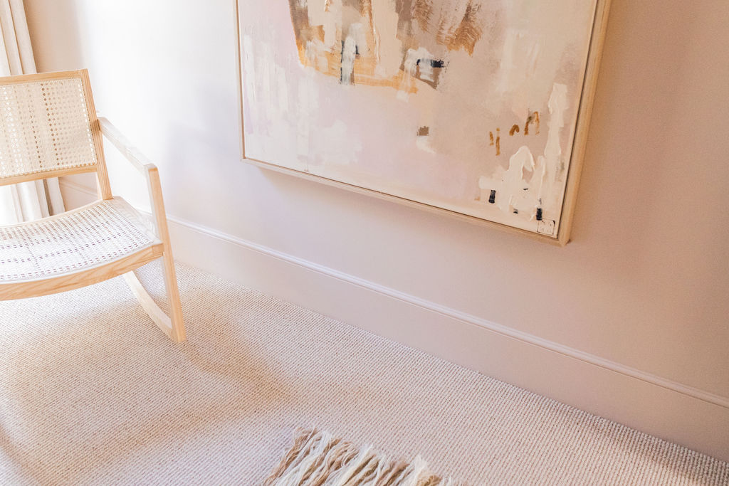 IntrimG's tweet photo. "Did you hear? .... Three Birds Renovations H13 is just around the corner 🙌.... who's excited? To get you in the mood, here is the beautiful blush SK52 Intrim Skirting used in their latest project. See more of the house here https://t.co/Syq5M4hctR? https://t.co/V655rXhkTI