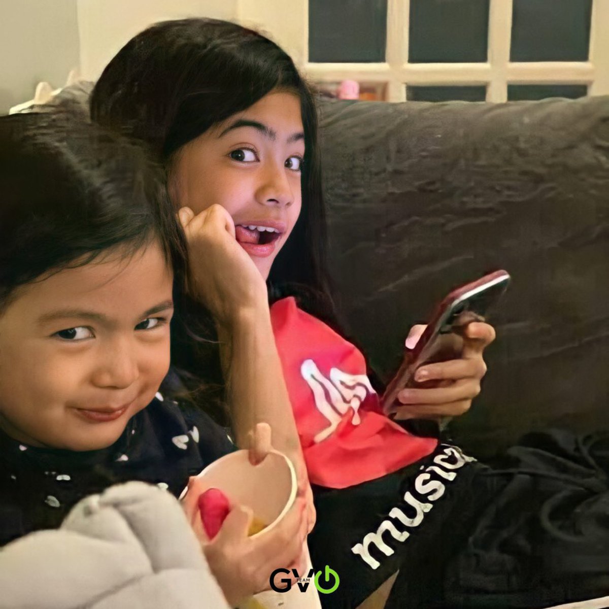 teamgvoph's tweet photo. little sisters 💚 https://t.co/ZtwdyylUvW