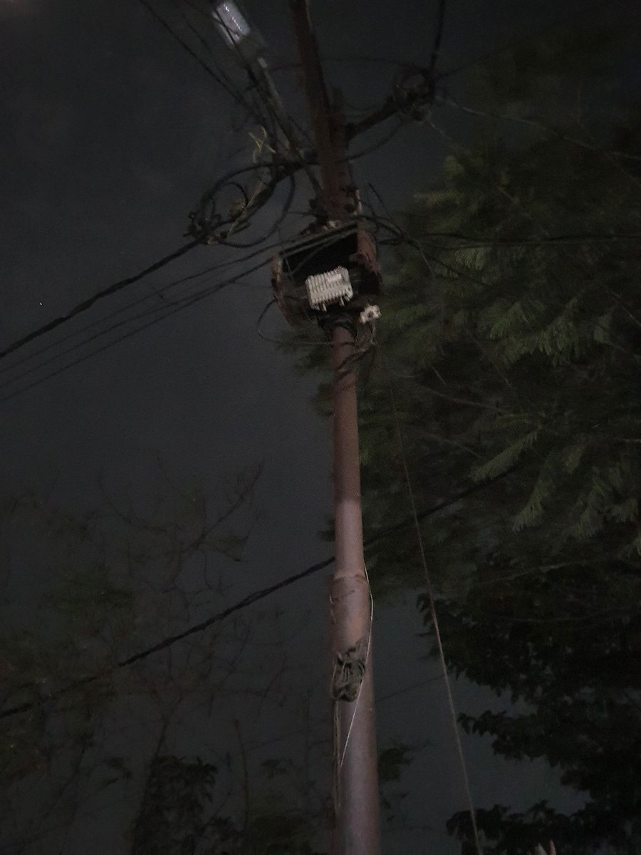 abhi_90's tweet photo. @CMCCuttack @AnanyaDasIAS Madam kindly take necessary steps as all senior citizens are staying in this area and the street lights are not working since last 15days. Ward No-7. https://t.co/t0LQuVQxYD