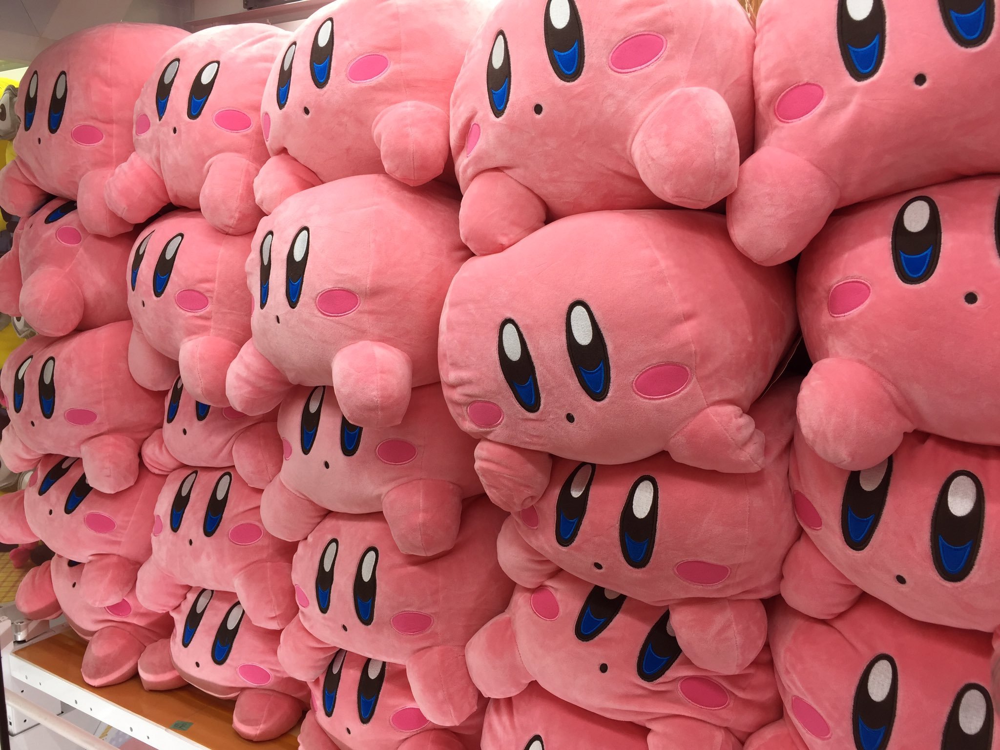 kirby pink puff ball on X: kirby pancake maker wveryone should