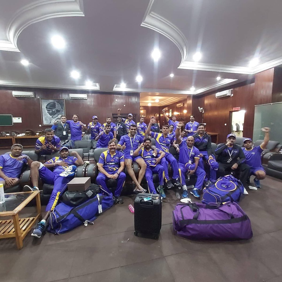 upultharanga44's tweet photo. Even though it was devastating to lose the final, it was a great team effort. Everyone shined throughout the series and it was a privilege to play with the legends again. I thank all the fans for the overwhelming support #RoadSafetyWorldSeries2021 @SrilankaLegends https://t.co/eiDjYFfRqw