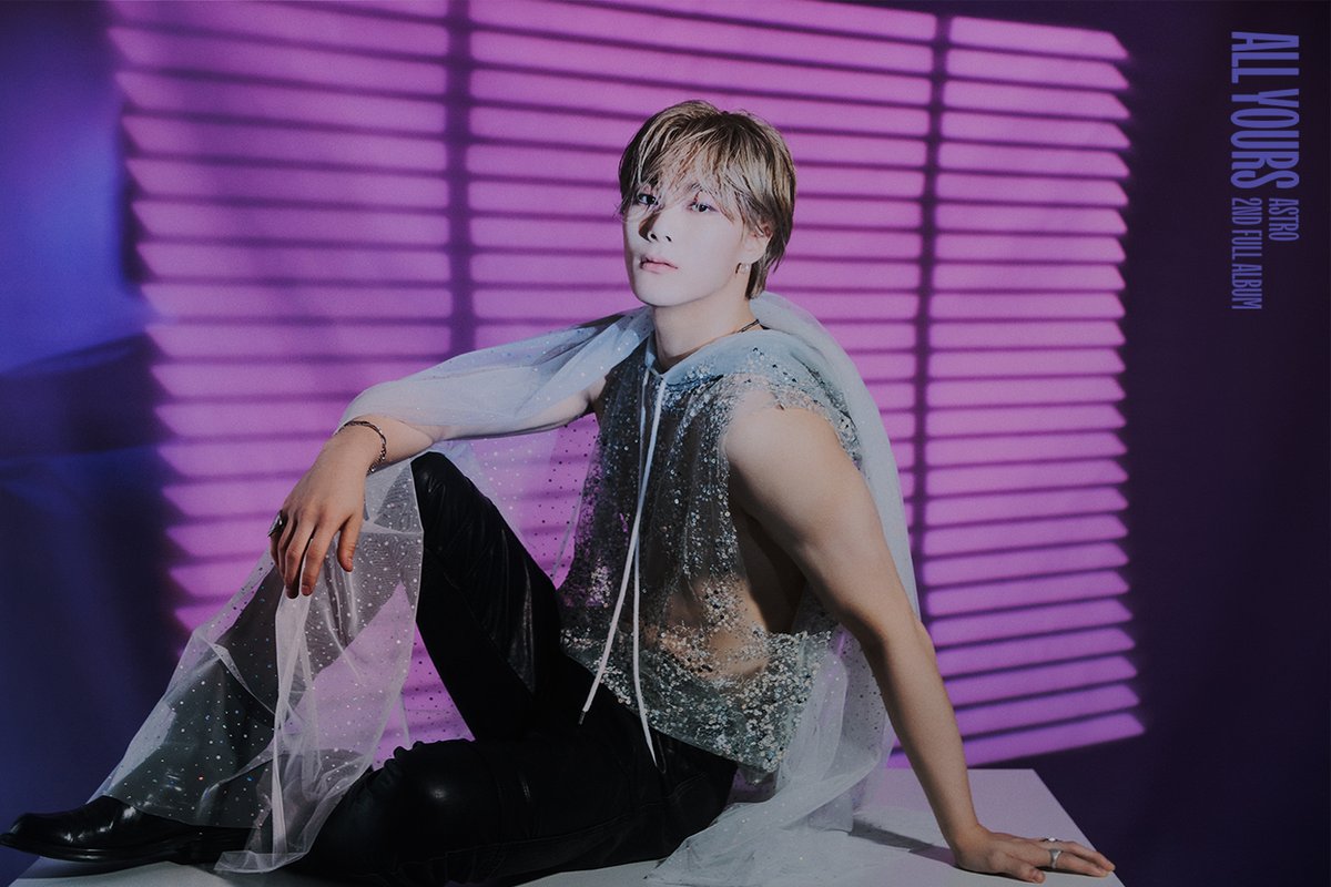 [#아스트로]
ASTRO 2ND FULL ALBUM ‘All Yours'
Individual Concept Photo #US ver.

2021. 04. 05 6PM (KST) RELEASE

#ASTRO #All_Yours #ONE
#MOONBIN