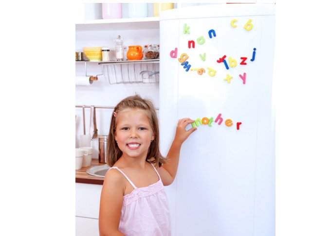Magnet_Box's tweet photo. Un tableau magnétique pour les repas de la semaine à aimanter avec les enfants. Ludique et pratique ! En plus de vos Magnets de lettres de l'alphabet  #FamillesNombreuses #mapr #MariesAuPremierRegard #famille #confinementparis https://t.co/L5799TALgc