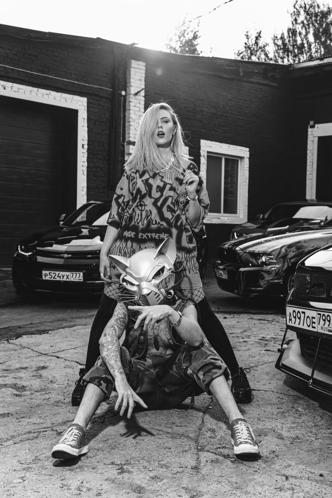 tboybeat's tweet photo. Among beautiful monsters🤘🏼😜🤘🏼 @th3cats 
#th3cats #olgalucky #tboybeat #music #bassmusic #electronicbassmusic #edm #dubstep #trap #drumnbass #complextro #gtmservice #musclecar #fordmustang #dodgechallenger #dodgecharger #singer #drummer #producer #dj https://t.co/cnZ7zvp2cU