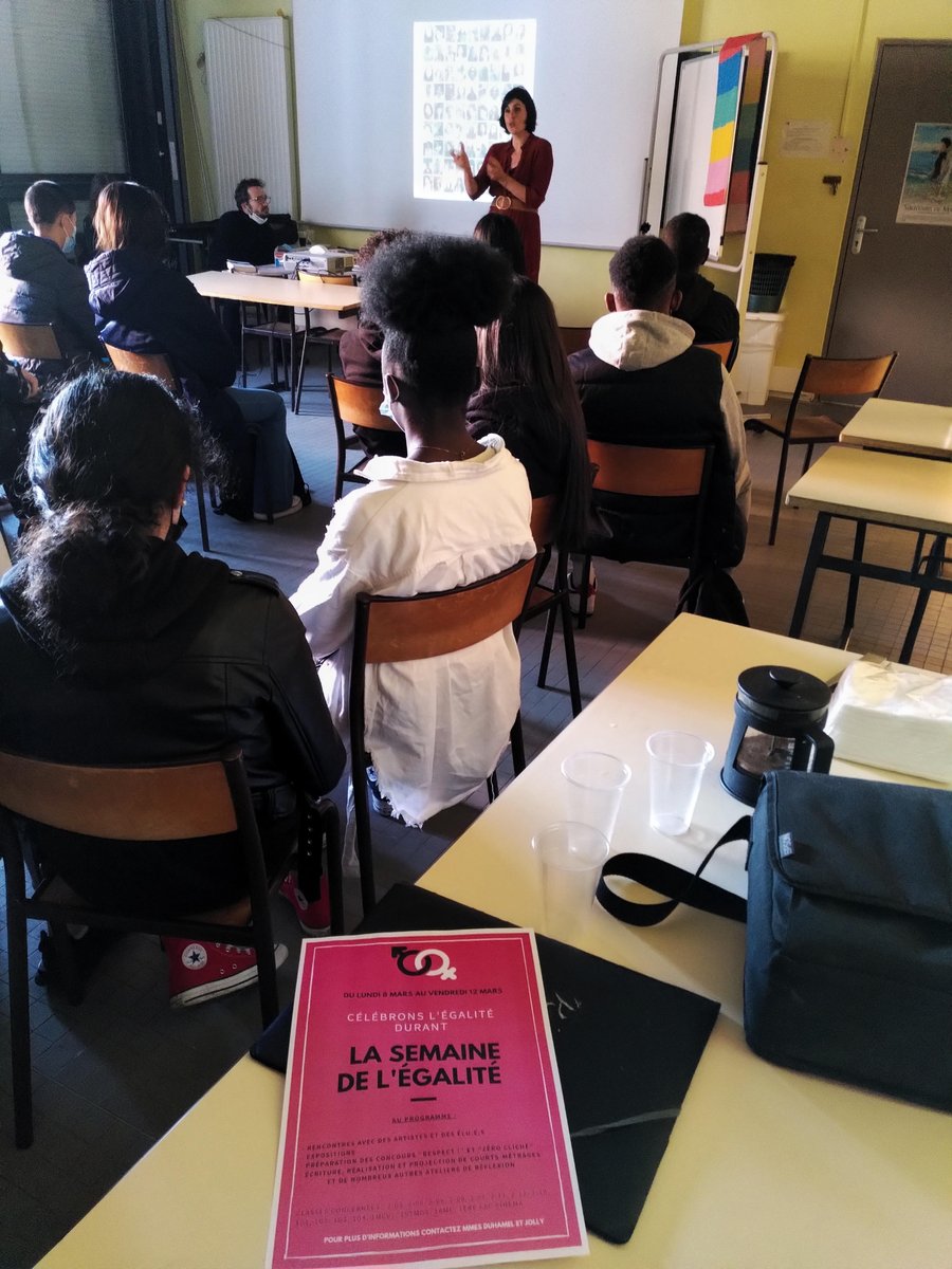 Blum_Creteil's tweet photo. Bravo à tous-tes nos élèves pour leur investissement lors de la Semaine de l'égalité ! https://t.co/4WejqnTWTu