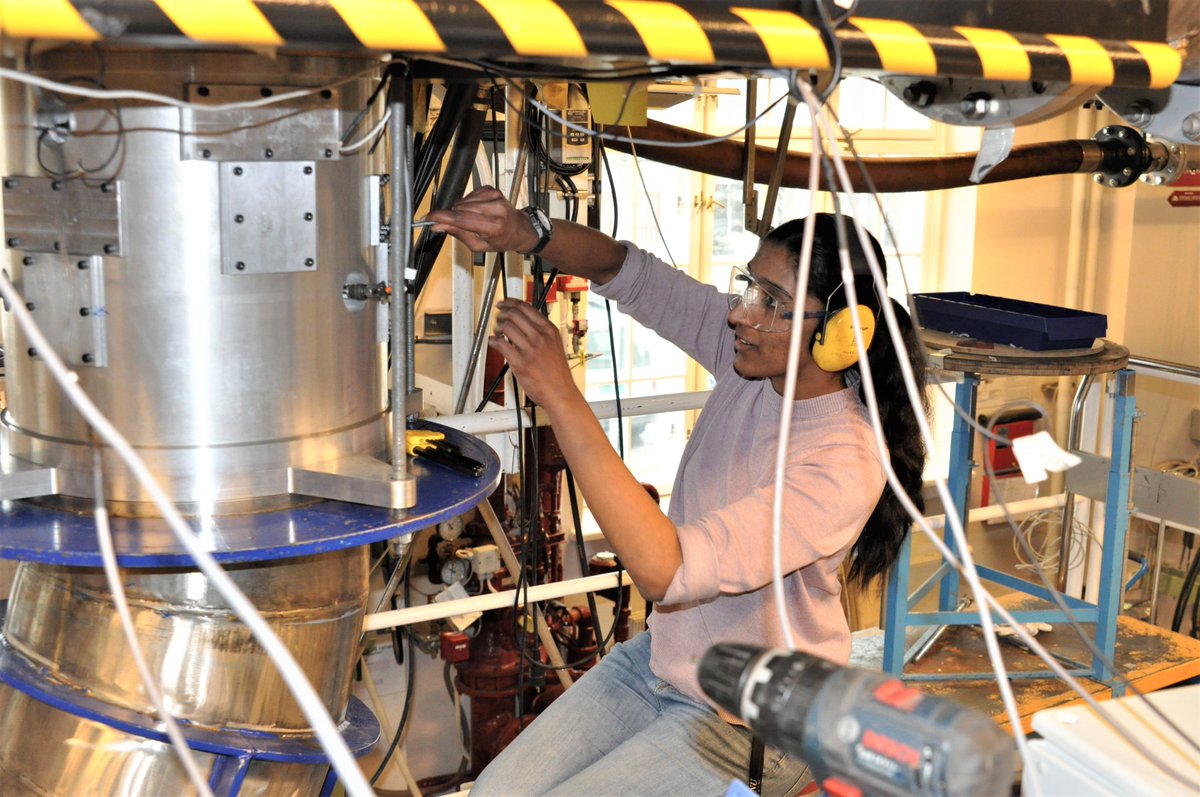 H2020HydroFlex's tweet photo. Jesline(PhD student) from LTU(Luleรฅ) performed measurements at #NTNU in February 2021. The focus of the measurement campaign was on mitigation of rotating Vortex rope using adjustable #guidevanes in the draft tube. The results look promising๐
@EU_H2020 #hydropower https://t.co/vvDGqC3qtp
