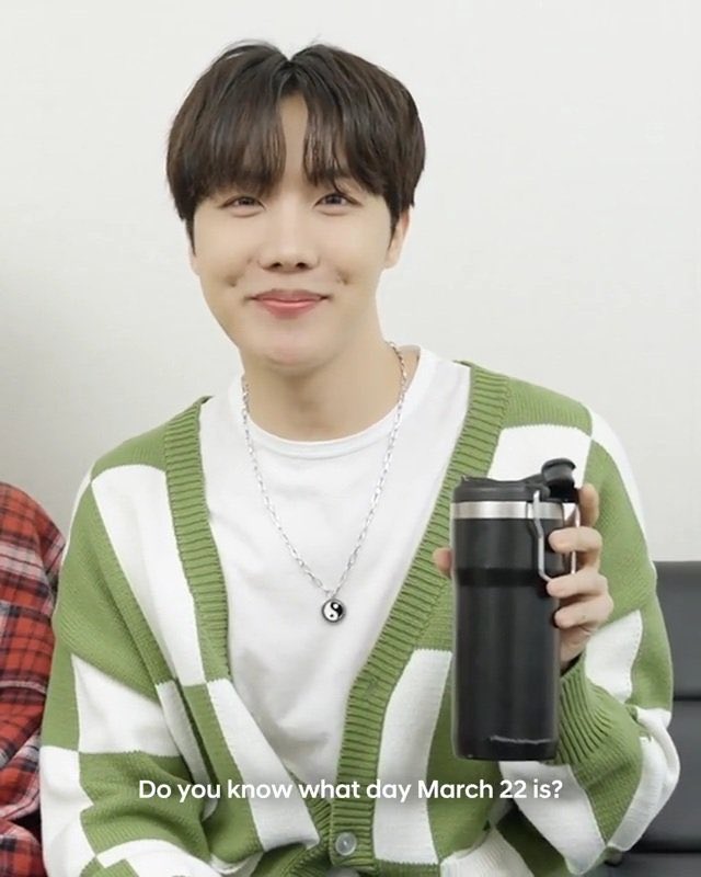 Hoseok's Union Archive cardigan and 