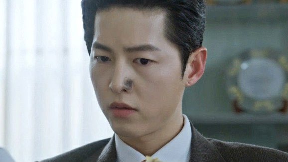 kdrmafia's tweet photo. just weekend tvN drama things

#MrQueen                     #Vincenzo https://t.co/vPhrJIzFSR