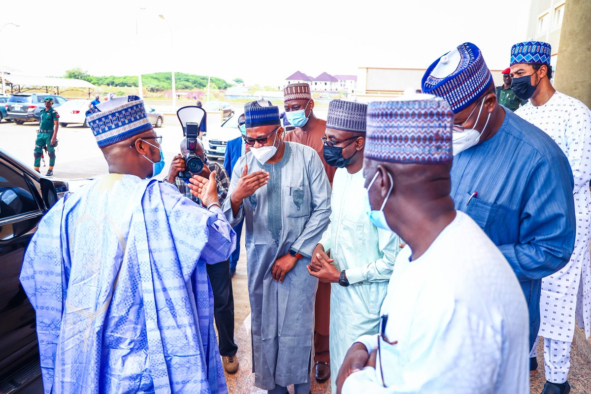 FMCIDENigeria's tweet photo. The arrival of the Honourable Minister of Communications and Digital Economy, @DrIsaPantami to officially launch the National Policy on VSAT Core Skills for Installers and also Flag - off the Policy Implementation through the Training and Empowerment of 600 Youths in Nigeria. https://t.co/OzPVeeuAuG