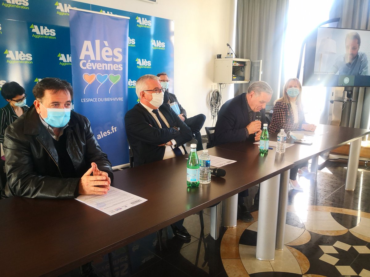 ecomnews_live (@ecomnews_live) on Twitter photo La ville d'#Alès a preservé 81% de son flux en centre-ville par rapport à la période d'avant #covid19. <a href="/VilledAles/">Ville d'Alès</a> <a href="/AlesAgglo/">Alès Agglomération</a> @villes2fr <a href="/MYTRAFFIC_TM/">MYTRAFFIC</a> La ville d'#Alès a preservé 81% de son flux en centre-ville par rapport à la période d'avant #covid19. <a href="/VilledAles/">Ville d'Alès</a> <a href="/AlesAgglo/">Alès Agglomération</a> @villes2fr <a href="/MYTRAFFIC_TM/">MYTRAFFIC</a>