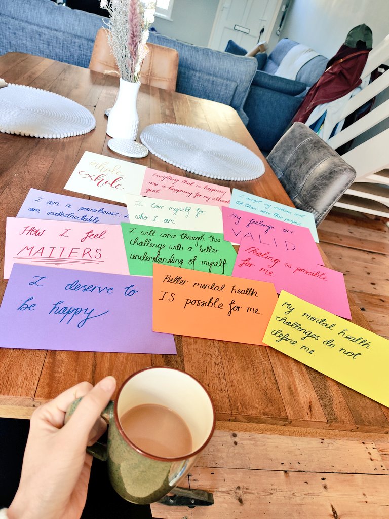 KeziahWhitting1's tweet photo. Productive day off making positive affirmation cards for upcoming discharges #mentalhealthforall #keepyourcompassionburningstrong #dischargeplanning #reducingreadmissions #staywellafterdischarge #affirmation @WardNorthgate https://t.co/r0nodFuXm8