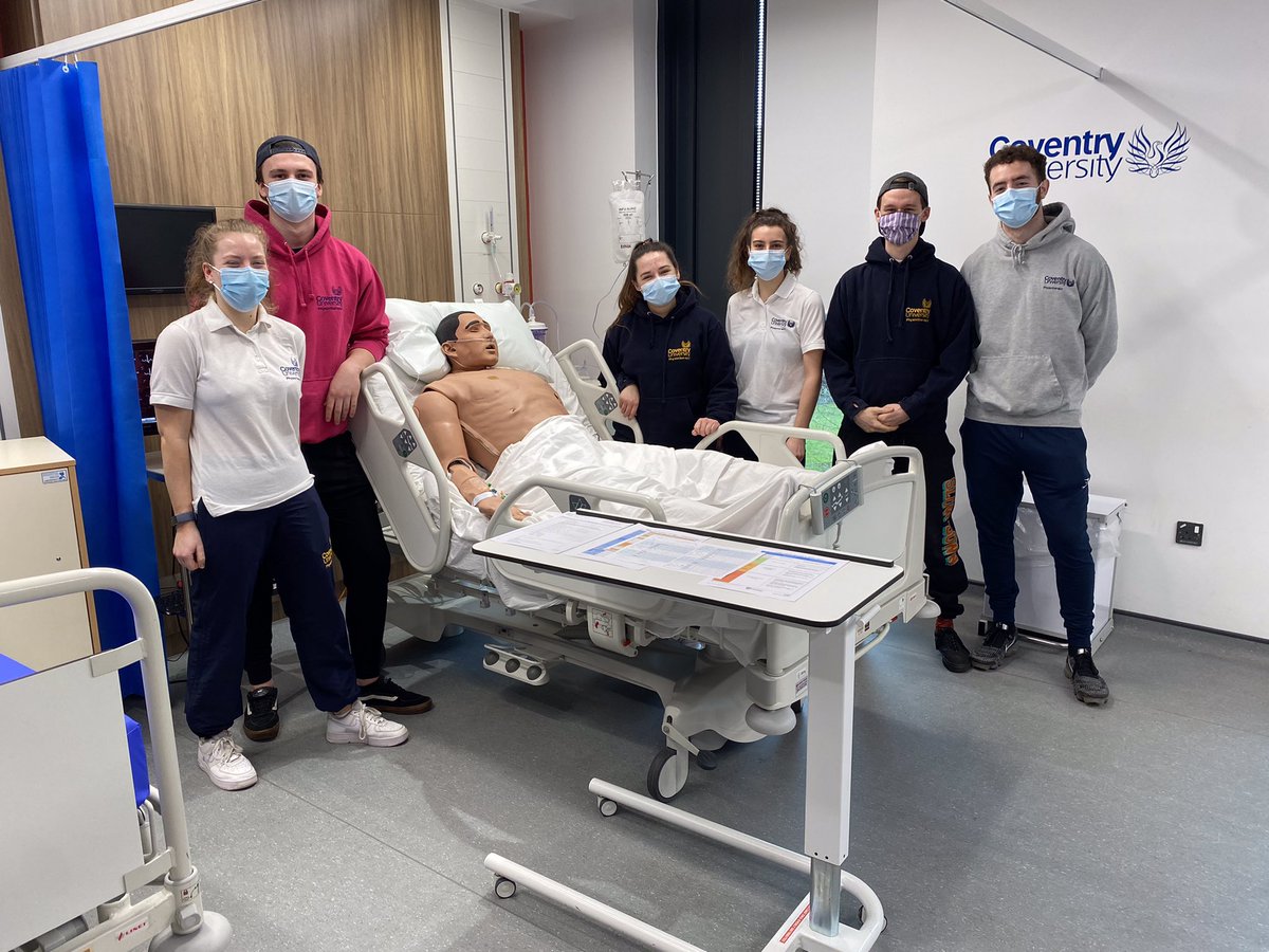 OmgPhysio's tweet photo. Last session in University, only coursework modules left! What a group of friends to have been through the course with ❤️ @CUPhysios @covcampus https://t.co/w5wIpqxdmb