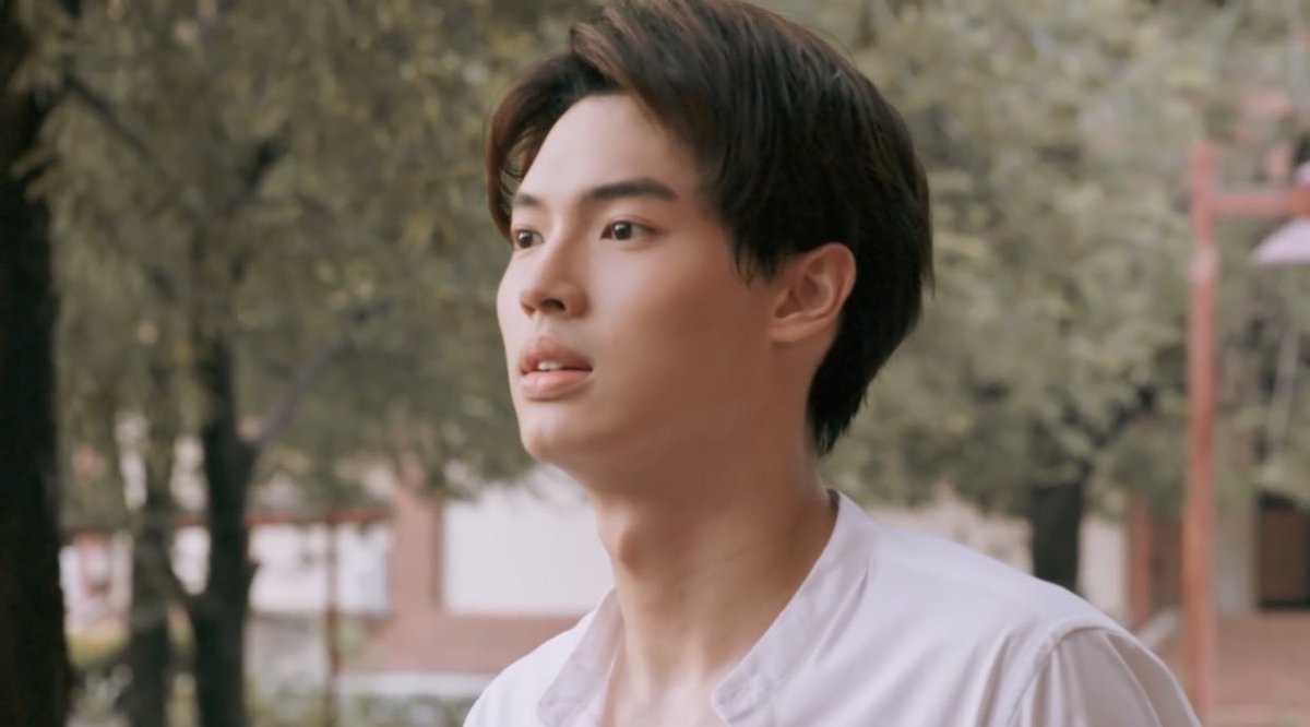 twinklemetawin's tweet photo. #คั่นกูthemovie #2getherthemovie 🎬

— from strangers to married couple 🥺💍 https://t.co/skQCqXclwI