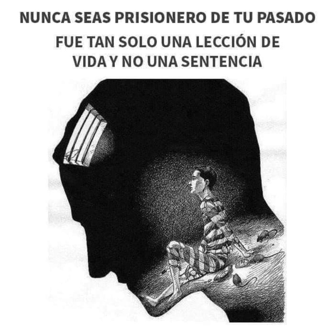 MariaDeja_vu's tweet photo. #Reflexióndeldía ➡️ Nunca seas prisionero de tu pasado. Fue tan solo una lección de vida y no una sentencia... https://t.co/SEm5JTRSd3