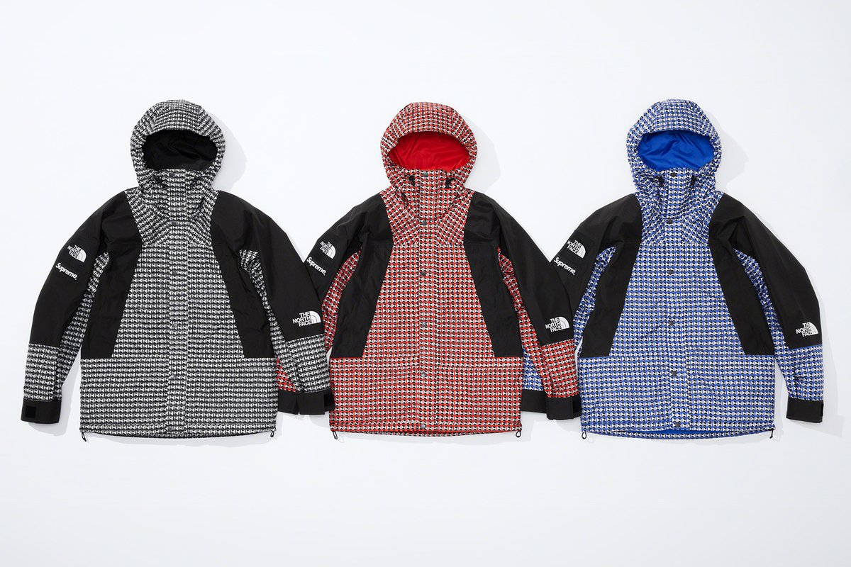 dropsdotgg's tweet photo. Supreme/The North Face Studded collection

Releasing this Thursday

Cop or drop ? https://t.co/zAWhXC5dD4