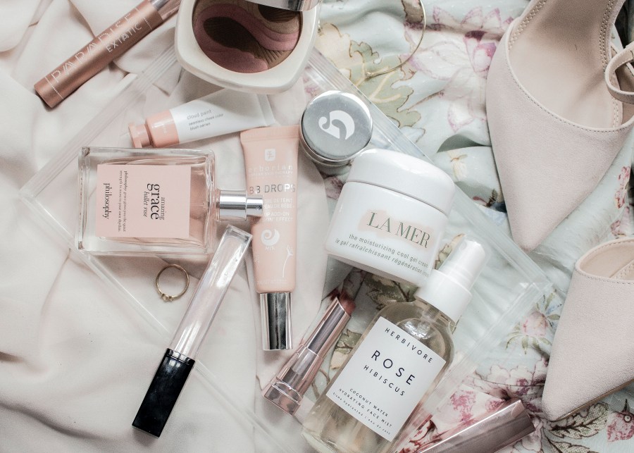 Helen Mirren Believes In Breaking Beauty Standards
bit.ly/3cXIBmX
#CelebrityNews #Beauty #Lifestyle