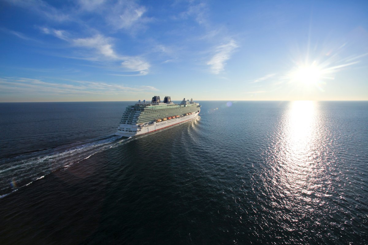 🛳️P&amp;O Cruises' UK Getaways are selling fast. Our online booking system is working well despite high traffic volumes. Some customers have reported that other websites' online systems are crashing, so book online with us now to avoid disappointment!
➡ bit.ly/3caLK3Y