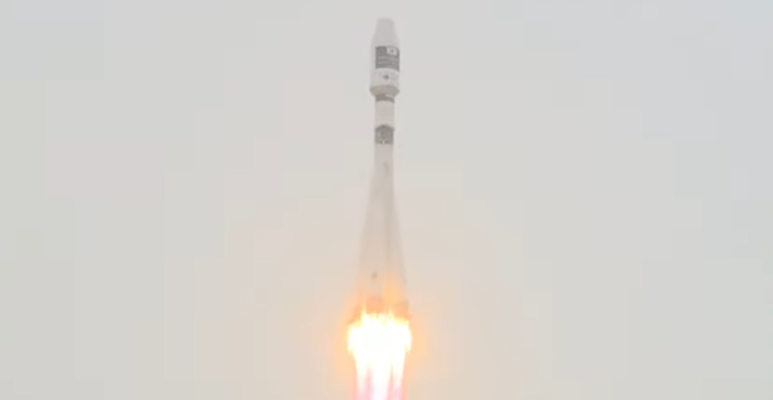 Open_Cosmos's tweet photo. Take off! We're now going through the layers of the atmosphere and accelerating to reach the target altitude and orbiting velocity https://t.co/aTPJRwo6Bb