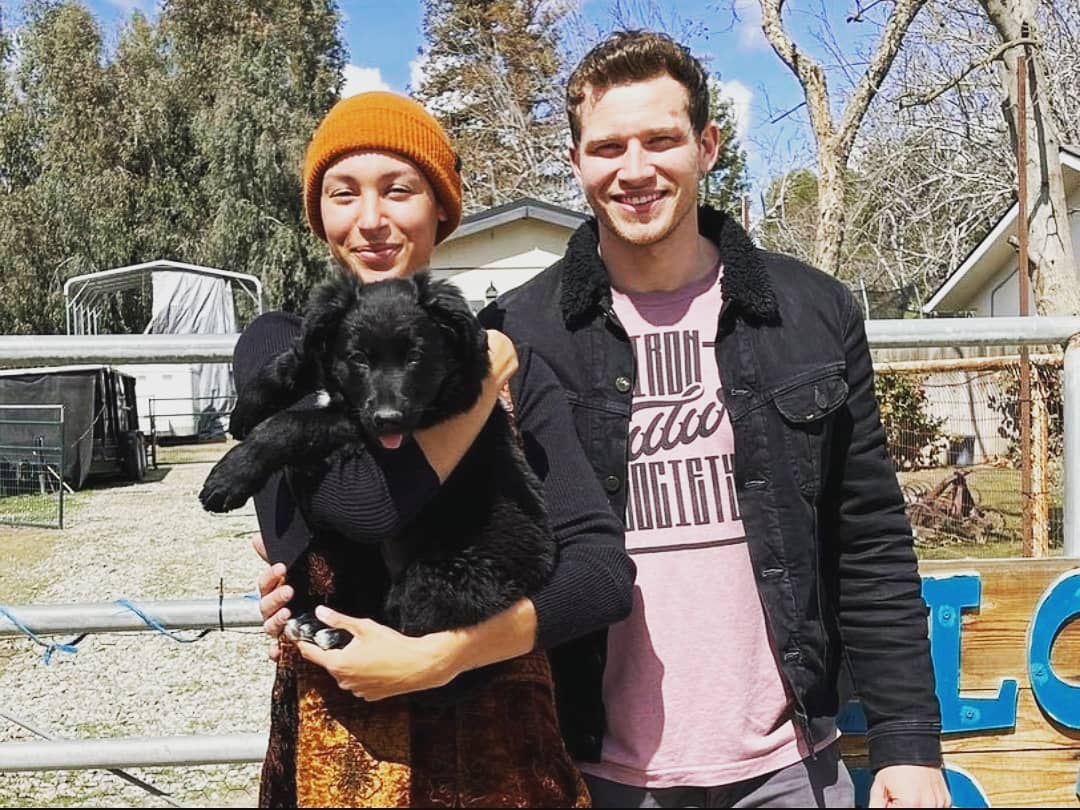 BuckDie35's tweet photo. Oliver Stark with his longtime girlfriend, Hannah. #ThatDogThough ❤️

#911onFOX #EvanBuckley #Buck https://t.co/K16hQIL4VI