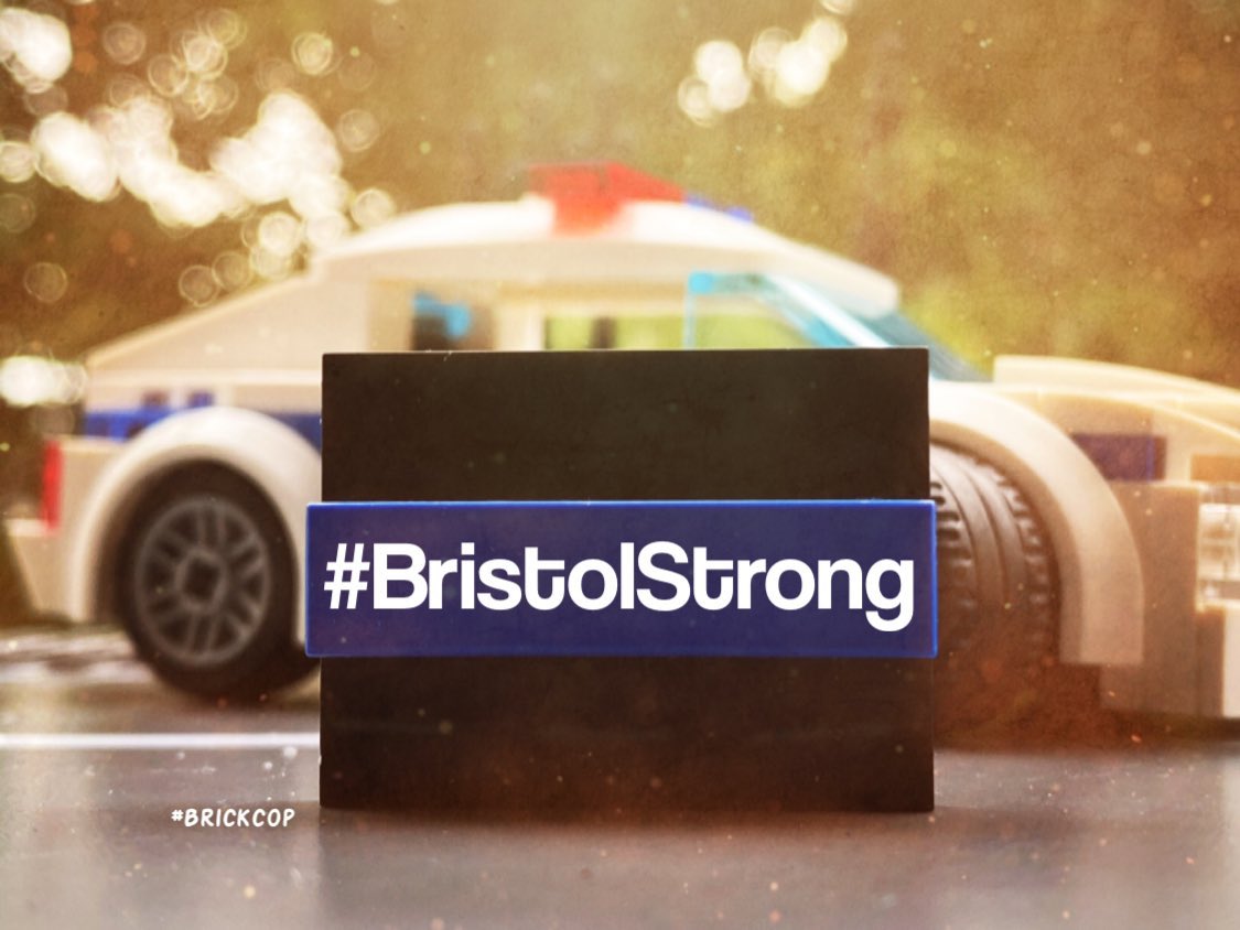 SpecialSerg7206's tweet photo. They would still run towards you to help you despite your thuggish behaviour! Because that’s what the Police do! Thoughts are with everyone fighting to keep the peace in @ASPolice #bluelinefamily #999family #heartbreakingscenes #BristolStrong (credit @Brick_Cop for the photo) https://t.co/BQN4jASR7P
