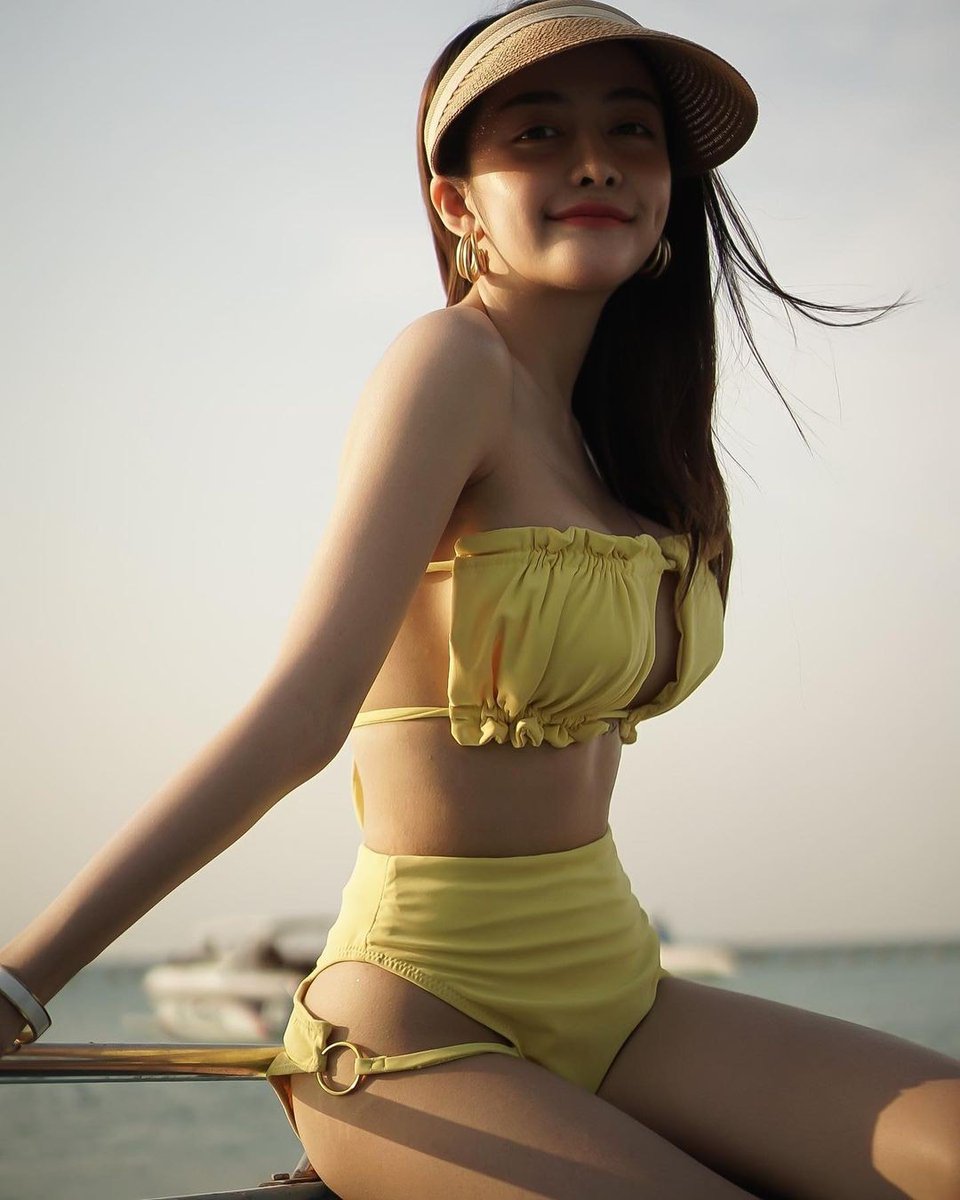 View73522357's tweet photo. วันนี้ น้องเบนซ์ มีไลฟ์นะคะ พาเสียว 
#โชว์เสียว #โ���ว์นม #ถอดหมด 
สนใจเข้ากลุ่มแอดไลน์ youza779
คลิ๊กลิ้งค์ https://t.co/FDcuwlEW5i https://t.co/cjh8qGnOiH