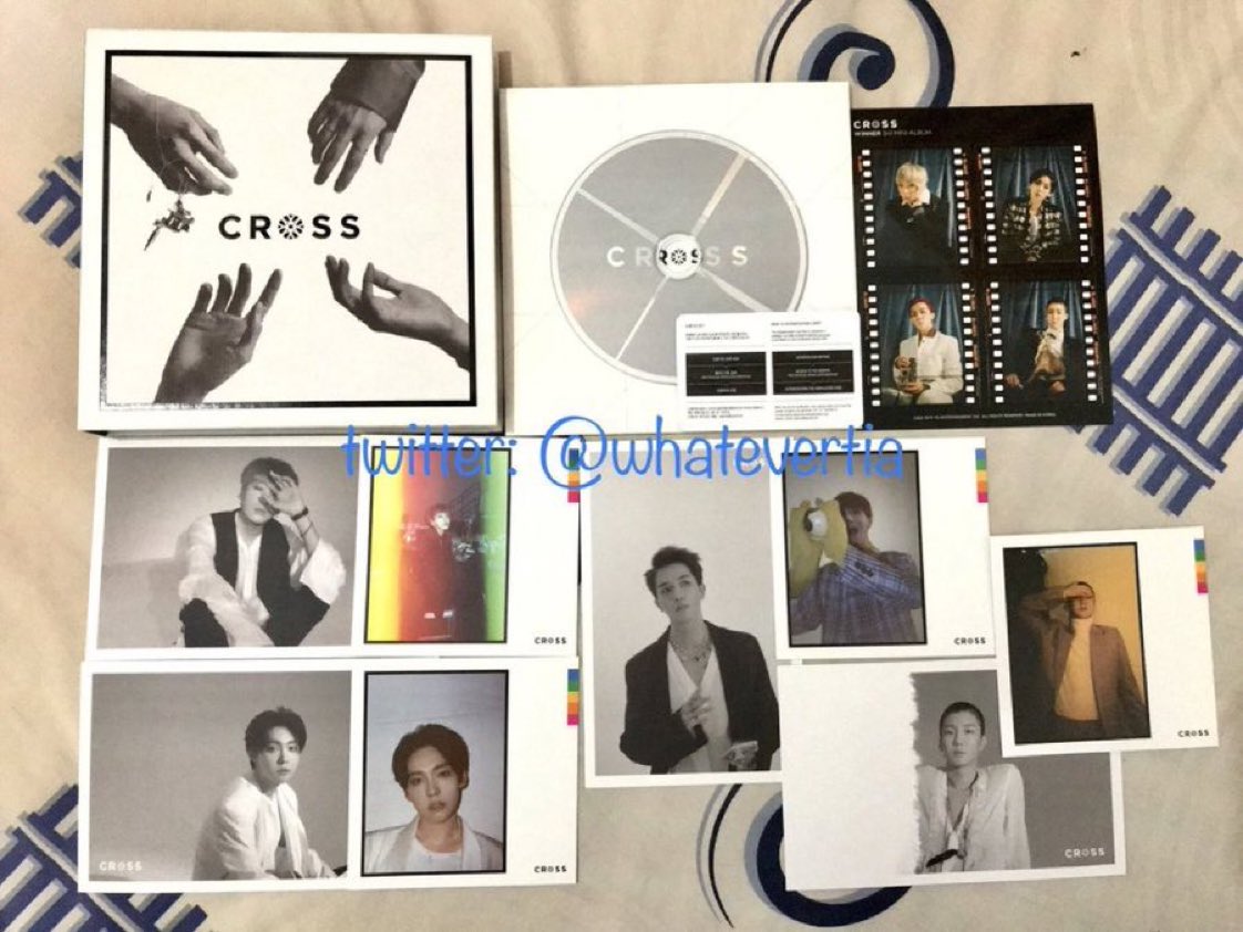 dcmrshl's tweet photo. [HELP RT] WTS / WANT TO SELL / DIJUAL

ALBUM CROSS - WINNER
🔵150k (bisa nego)
🔵crossroad ver.
🔵(-) pc &amp; rolled poster
🔵no damage
🔵dijual krn BU
🔵bisa 🍊

#wisell #icsell #wts #sell #wtswinner #winner #Innercircle #inseo #winneralbum #winner_cross #crossalbum #album https://t.co/lNOoJ7a1i1