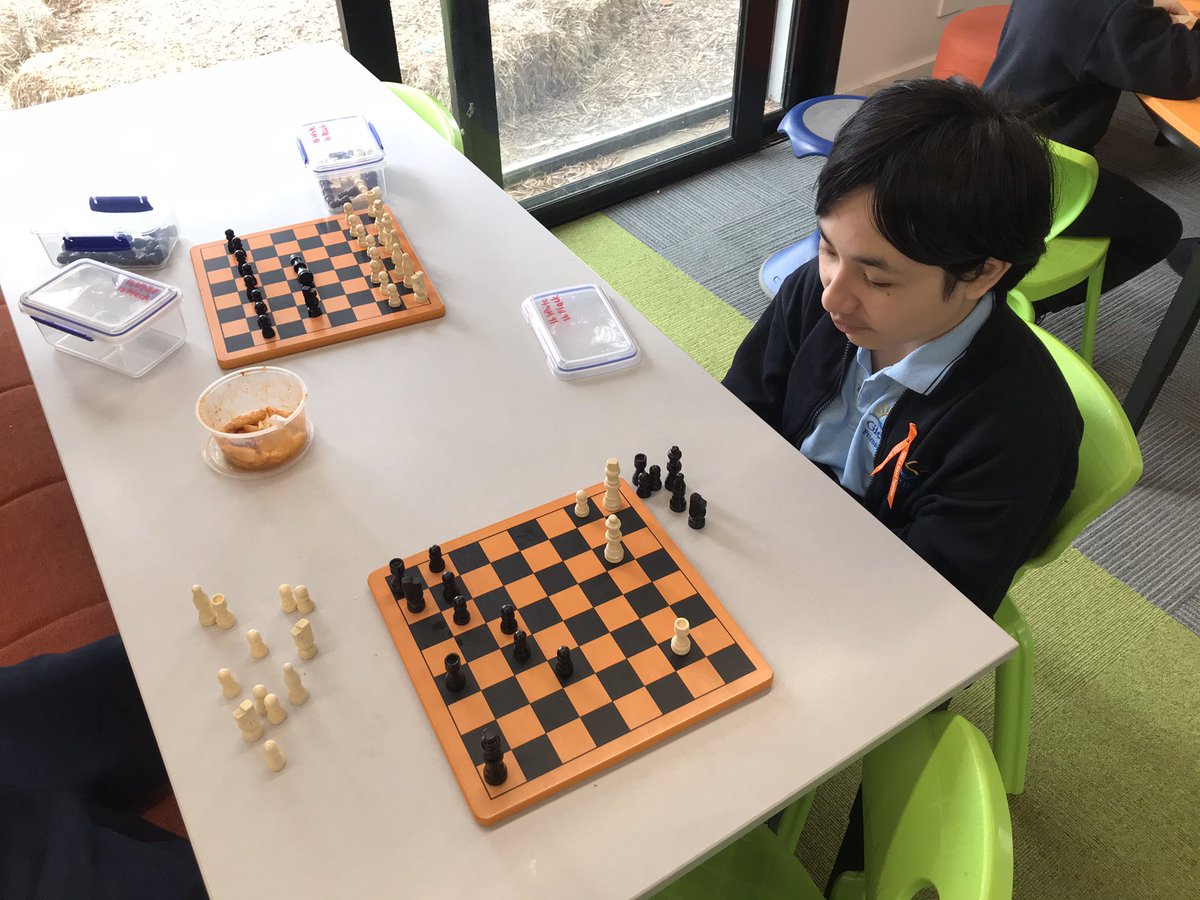 vinmccarthy89's tweet photo. All the action from Chess Club today!#GlengalaPROUD https://t.co/ua83G9YJjV