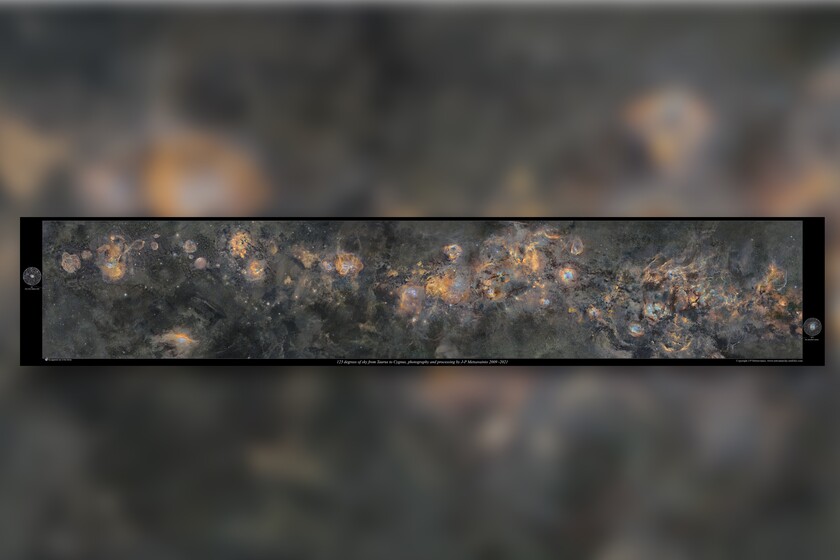 xataka's tweet photo. Esta alucinante fotografía de la Vía Láctea contiene 20 millones de estrellas visible y se ha tardado 12 años en hacer https://t.co/IfZiFW4Tb2 https://t.co/kruFLlBZmf