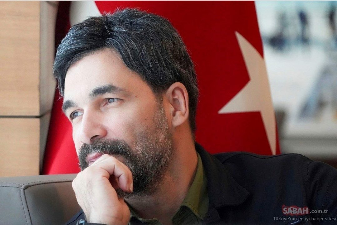 Enaniyeti davasının üstünde, ehliyeti ise vasatın altında olanlar, anlamaz derdimizin dilinden...

UĞUR IŞILAK   <a href="/ugur_isilak/">Uğur Işılak</a>