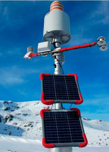 IGeociencias's tweet photo. La red #GuMNet analiza el aumento constante de la temperatura en la Sierra de Guadarrama https://t.co/HSQZR0n6gH https://t.co/jCGdPza05L