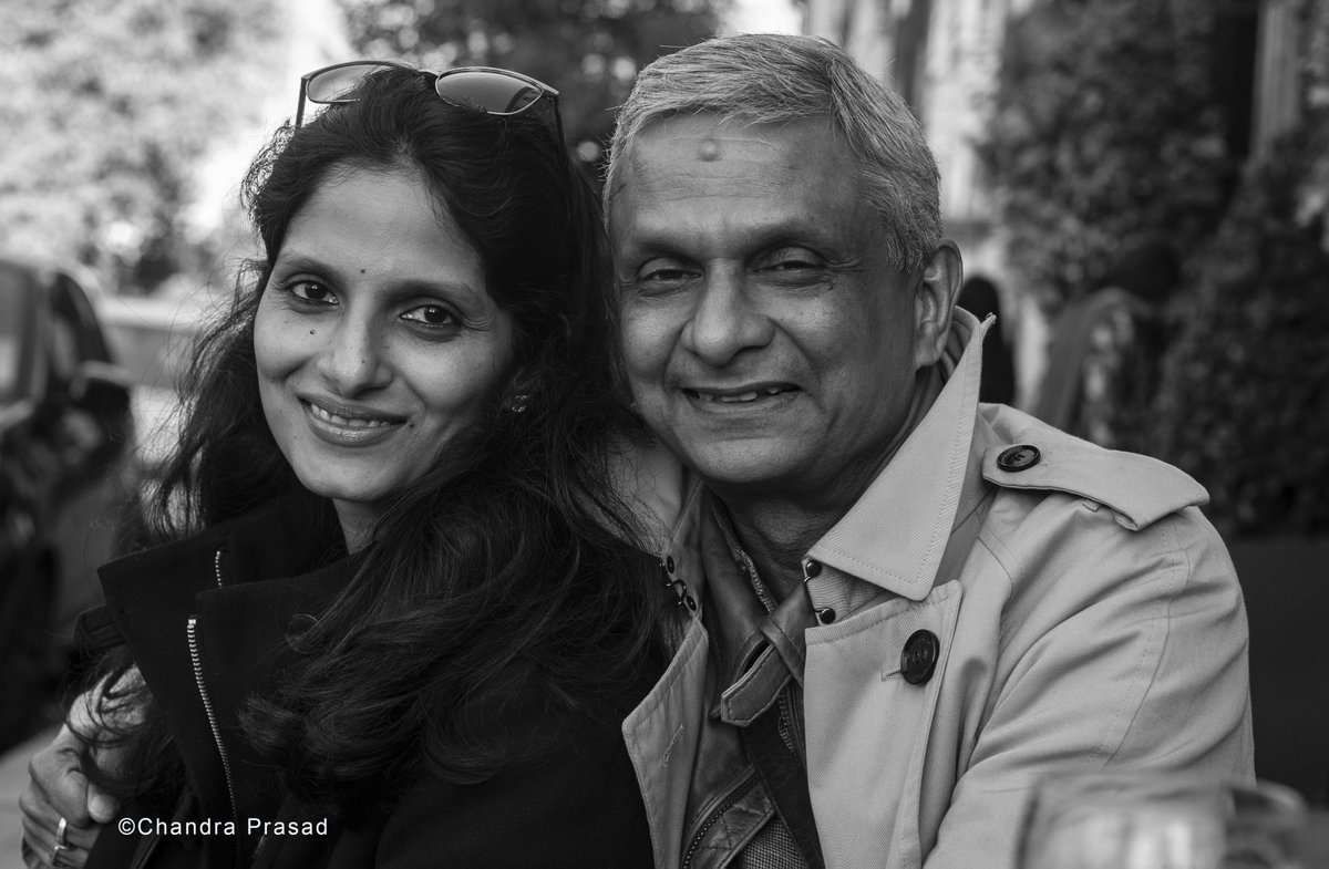 VisionChandra's tweet photo. @SatpathyLive @AdyashaSatpath3 
  in London few years ago.
#photography #photographer #documentaryphotography #blackandwhite #london #portobelloroad #travel https://t.co/BPTMzWZ7kM
