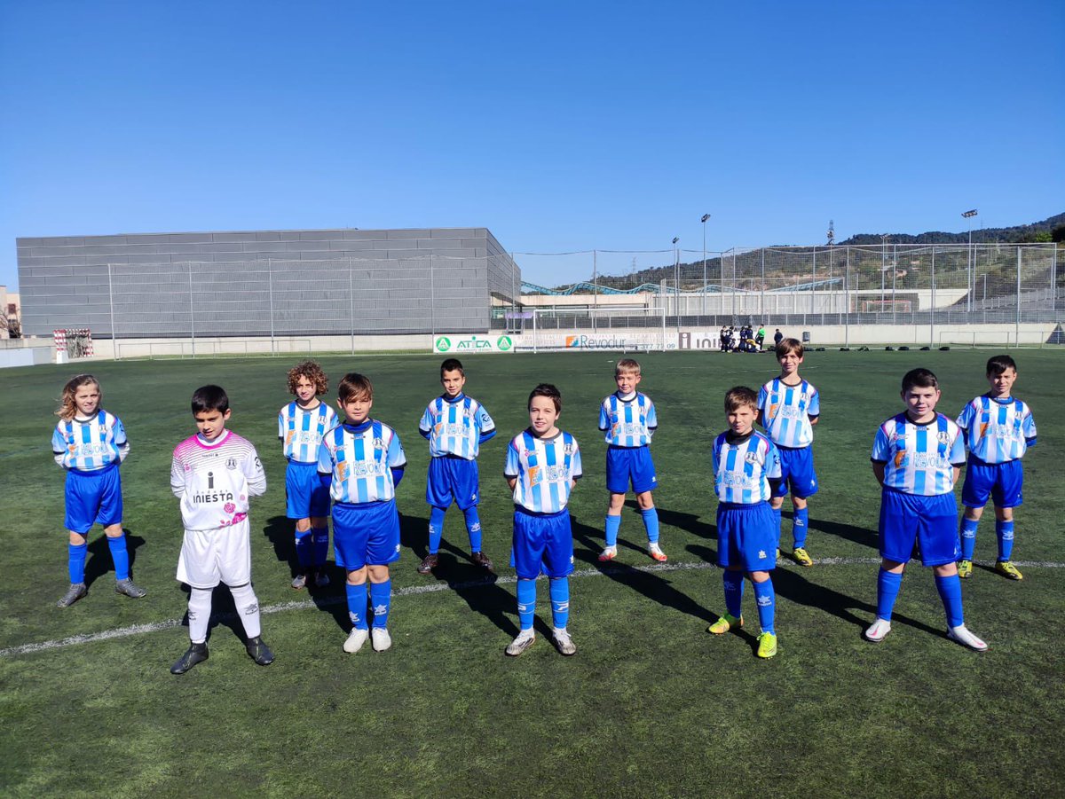 ivanaza78's tweet photo. Que ganas teniamos 🥳⚽️
Resumen semanal familiar:
Peques - Benjamin F 6 vs St Vicenç 2
Iker - Infantil A 4 vs At. Sant Just 0
Yo - Alevin C 6 vs Diagonal 2
At. Vilafranca 1 vs Infantil B 1
#finderedondo #todossumamos #seguimos #hastaquenosdejen https://t.co/XIaK8UnWT6