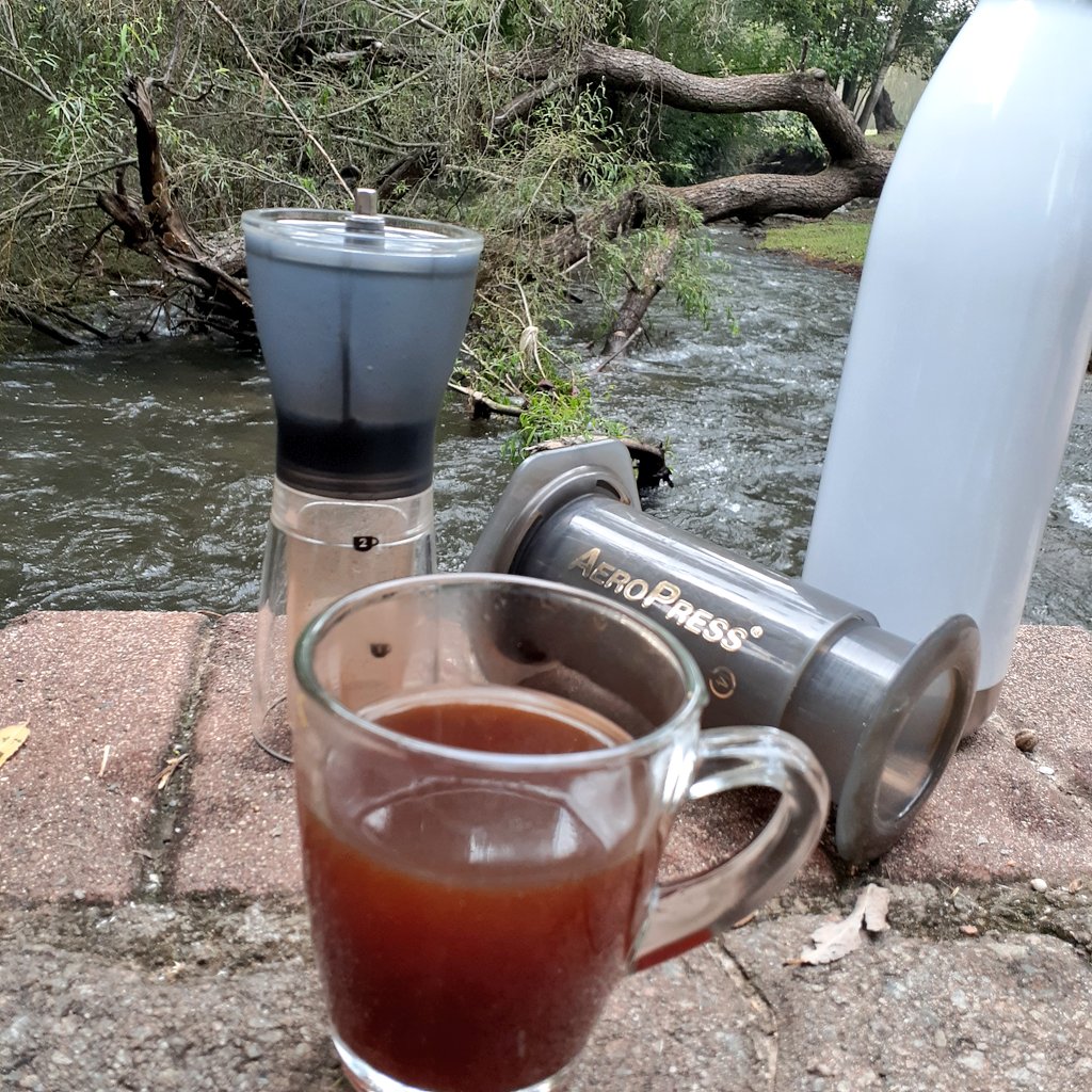 m_dambha's tweet photo. Monday done right πβ
Cycle βοΈ
Run βοΈ
Coffee βοΈ
Good company βοΈ
Alhamdullilah β€οΈ
#cycle #run #bricksession #sunrise #coffee #blessed https://t.co/SvCKvQsGhr