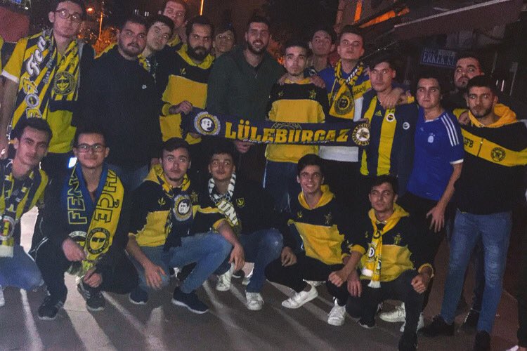 BİR ÖMÜR BERABERİZ AĞABEY!

Grubumuzun Lideri Ağabeyimiz Cem Gölbaşı'nın doğum gününü kutlar birlikte omuz omuza nice seneler dileriz. <a href="/CemGolbasi/">Cem Gölbaşı</a>