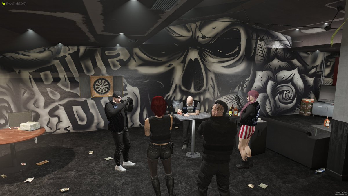 k3lly_Gaming's tweet photo. #CaliberMC stood in solidarity with #BlackLotusMC as they lost a brother.  Massive thanks for the amazing RP: @CitizenMarcusTV @SurfinPog @Dogsyy_Bhoy @ZaleRP @ZoeCatfu @DjinnJee @96Tonyy and many others.  Powerful RolePlay!  #RIPRonnie #NDRP https://t.co/37DqI1QKRg